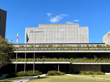 ＊人気の公共施設＊
駅近で洗練された建物で働けます♪
地域貢献したい方や、UIターンしたい方大歓迎！