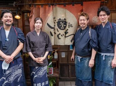 ★★今日も元気に営業中★★
もちろん飲食業、未経験も大歓迎！
学生さん・フリーターさん大歓迎◎
ま�ずは気軽にご応募ください