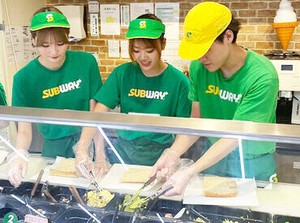 【初バイト・初パートデビュー応援★】しっかり練習タイムもあるから安心♪半月に1回LINEチャットでシフト提出！Wワーク可