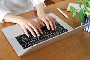 ＼未経験から歓迎♪／
丁寧な研修でしっかりサポートします！