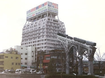 《交通費支給》
未経験さんにも丁寧にお教えします☆
飲食店経験者の方も大歓迎!!