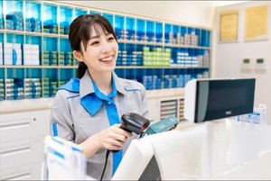 【昇給＆社員登用あり】
頑張りをきちんと評価♪
大手ならではの充実した福利厚生あり◎
安心して働ける職場です！