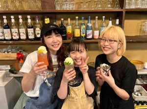 「人と話すのが好き…」
「Cafeなどの空間が好き…」
応募の理由は何でもＯＫ！
どんな方もまずは面接へお越しください◎