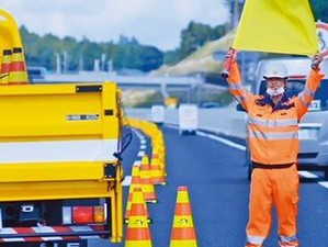 ＼通勤手段は相談OK／
事務所から相乗りで現場に行ける方法あり♪
マイカー通勤したい方は直行直帰もOK！