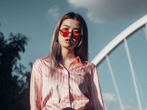 ﾟ*｡☆ NEWスタッフ募集 ☆。*ﾟ
オシャレ販売スタッフ★
20～30代女性活躍中◎