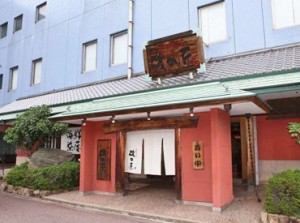 旬の食材を使った”海と山の幸”を
カジュアルに味わえる居酒屋です♪
しっかり研修するので未経験でも安心！