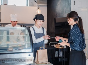 ＊未経験歓迎＊
初バイトの学生さん、安定して働きたいフリーターさんなど歓迎★
あなたに合った働き方でOK◎
※写真はイメージ