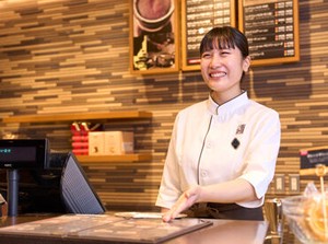＼オープニング募集♪／
本格派コーヒーをご提供！
皆一緒にスタートなので、未経験スタートの方も安心してご応募ください！