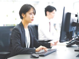 介護や保育などの事業を展開する当社。
それを支えるシステムの保守やヘルプデスク業務をお願いします！
※イメージ画像