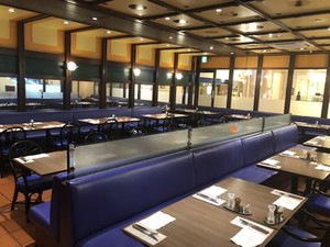 ＼高校生＆大学生が多数活躍中！／
学校以外の場所でつくる新しい仲間★
バイトを通して切磋琢磨できる環境◎