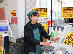 ＼スーパーで働く特権／
なんと割引商品が手に入る!?
★休憩時間の軽食
★ご家庭の食材
お得に買うことができますよ♪