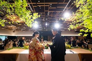＜新入生のバイトデビューも応援＞
研修やお仕事を通して、
就活や社会に出てから役立つ
立ち居振る舞いが身に付きますよ◎