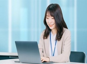 ＜20代～40代の若い世代が活躍＞
コールセンターでのお仕事が初めて
の方でも先輩や社員さんがしっかり
サポートするので安心◎