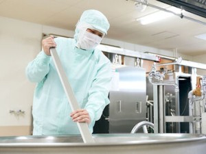 子どもたちに届ける学校給食を
作るお仕事。入社後研修のほか、
研修もあり、基礎からしっかり
学べる環境が魅力です。