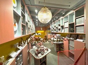 ＼2025年5月5日春日店移転OPEN／
オープニングスタッフ大募集♪
おいしいスイーツに囲まれながら
かわいいお店で働こう♪