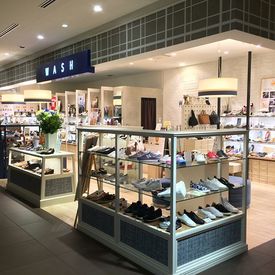 未経験の方でも安心♪ルクア大阪が主催する入店研修あり！あいさつの仕方や館内のルール説明などを行います。