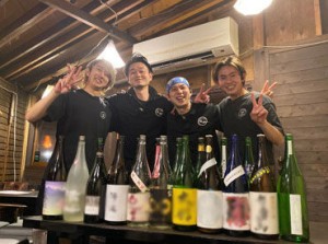 優しい店長が営む日本酒が美味しいお店です◎
シフトや勤務でお互い助け合いながら楽しく働いています♪