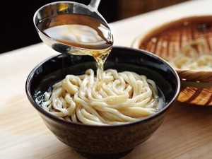 うどん好きにはたまらない...！！
*.゜お得な食事補助｡:+
スタッフはお店のメニューを50％OFFで食べられます◎