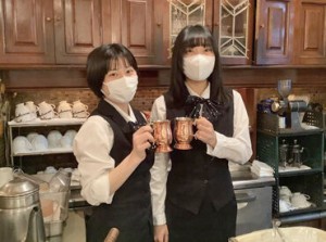 ＜本格的なコーヒーを淹れられるように＞
コーヒー好きや飲食店未経験の方のチャレンジ歓迎◎
1日5ｈ以上入ると大入り手当も♪