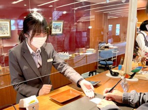 施設内はまるでリゾートホテルのような高級感がありキレイで快適◎
20代～50代の男女が活躍中☆