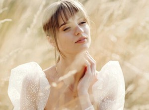 ﾟ*｡☆ NEWスタッフ募集 ☆。*ﾟ
20～40代スタッフ活躍中
ネイル髪色自由♪
高時給OK・日週払いあり
週3-4勤務/即日OK