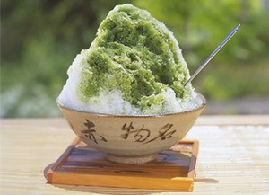 「夏休みの短期だけ！」「和菓子が好き！」など、応募のきっかけは何でもOK！
まずはお気軽にお問い合わせください♪