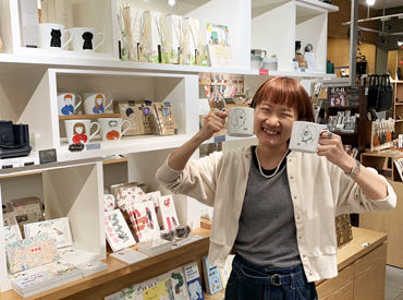 未経験の方でも安心♪ルクア大阪が主催する入店研修あり！あいさつの仕方や館内のルール説明などを行います。