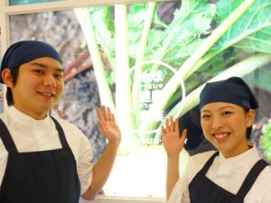 スタッフの約4割がバイト自体初めて♪
「社会人マナーも教えてもらえました」「指導もわかりやすい！」等丁寧な研修も好評◎