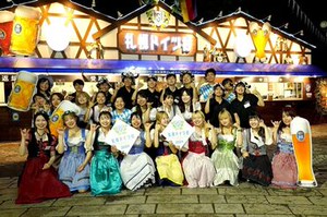 ＼毎年多くのスタッフが未経験スタート／
ドイツの雰囲気がある会場でバイトデビュー！！