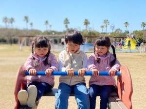 ＜経験・年齢は問いません！＞
『子どもが好き』という気持ちだけでOK♪
教員を目指す方や復帰したい方も歓迎◎