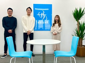 ＼20代の若手スタッフ活躍中／
シフトが柔軟で頑張りもしっかり評価...
あなたらしく働ける職場かも？
まずはお気軽にご応募を！