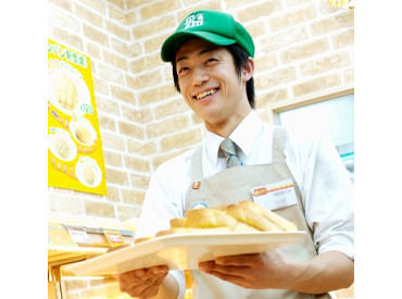 先輩STAFFが丁寧に教えるので安心してくださいね＊