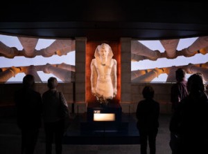 「古代の芸術品に興味がある」「涼しいところで働きたい」「展覧イベントが好き」など、応募の理由はなんでもOK！