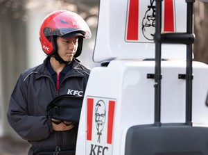 ▼続ける理由はチームワークの良さ!
「KFCでの経験が就活で役に立ったよ」なんて話を先輩から聞くこともあります!