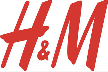 「Ｈ&Mが初バイトです！」というSTAFFも多数◎
アパレルの知識や販売経験がなくても大丈夫！先輩がしっかり教えます♪