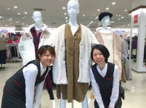 オープニングSTAFF大募集！
お客様は40代以上の主婦の方が多め♪
一人ひとりのお客様へ落ちついて接客ができる安心の環境です◎