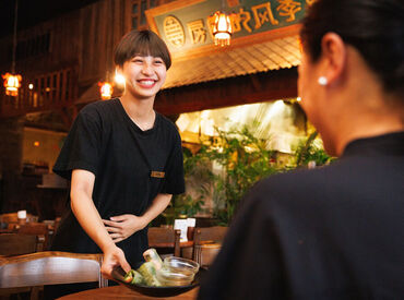 ガパオや生春巻きなど…
美味しいエスニック料理たくさん♪
スタッフならまかないで楽しめます◎