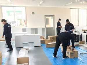 ⼯具が好きな⽅、⼤歓迎♪
作業内容に応じてレクチャーします◎レアな体験ができるかも!?
履歴書不要★登録翌⽇勤務もOK︕