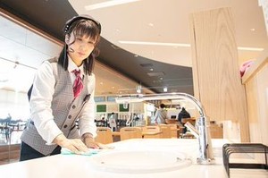 業界未経験スタートの方はもちろん、
ブランク明けでお仕事復帰する方など
様々な方が元気にイキイキと活躍しています☆