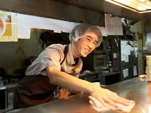 まずは簡単なことから慣れていきましょう♪わからないことはスグに聞ける環境です◎