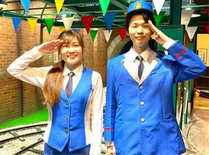 ★未経験からスタートできます★
学生さん/主婦(夫)さん/フリーターさんみんな歓迎♪
レジ応対・フロア巡回などをお任せ！