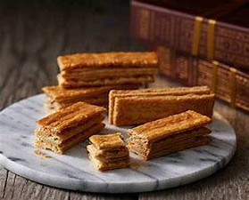 ﾟ*｡☆ NEWスタッフ募集 ☆。*ﾟ
SNSでも話題のスイーツSHOP♪
即日～フルタイム勤務◎
何かしら販売経験でOKです！