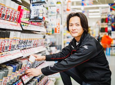 車が好きな方、接客が好きな方、安定企業で働きたい方…みなさん歓迎！
＜人柄重視＞の採用で、入社後のフォローもバッチリ◎