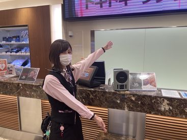＼自由度MAX／
シフトに空きがあれば
シフト確定後でも希望を出して
サクッと働くことも◎
授業や副業なども調整可能♪