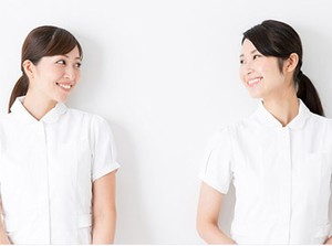 ≪学生さん歓迎！≫
事務経験がなくても研修があるので安心！
駅からスグで雨にも濡れないので、
通勤もラクチンです♪