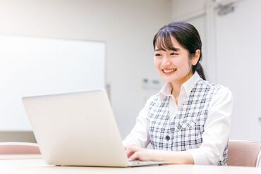 空港内での物流に興味がある方にも◎
休憩時間や有給制度もき�っちりあって、
プライベートも大事に働けるハズ♪
※フリー画像