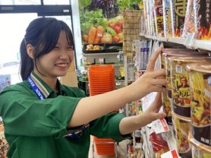 優しい店長さんのいるアットホームなお店♪
居心地がよくて定着率もバツグン！
分からないこともすぐに聞ける環境です◎