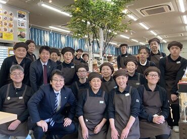 [小黒川PA]で調理スタッフ募集♪
県外からの観光客が多めだから、知り合いに会う確率低め◎
イチから丁寧に教えるのでご安心を♪