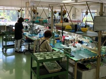 【専門知識一切不要◎】
入社後は先輩社員が付き添い
一つひとつ仕事内容を覚えていただきます。