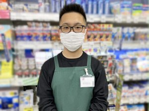 暮らしに欠かせない日用品、
医薬品から化粧品まで幅広く扱っているドラッグストア★
社割でお得に買物をしている方もいますよ♪